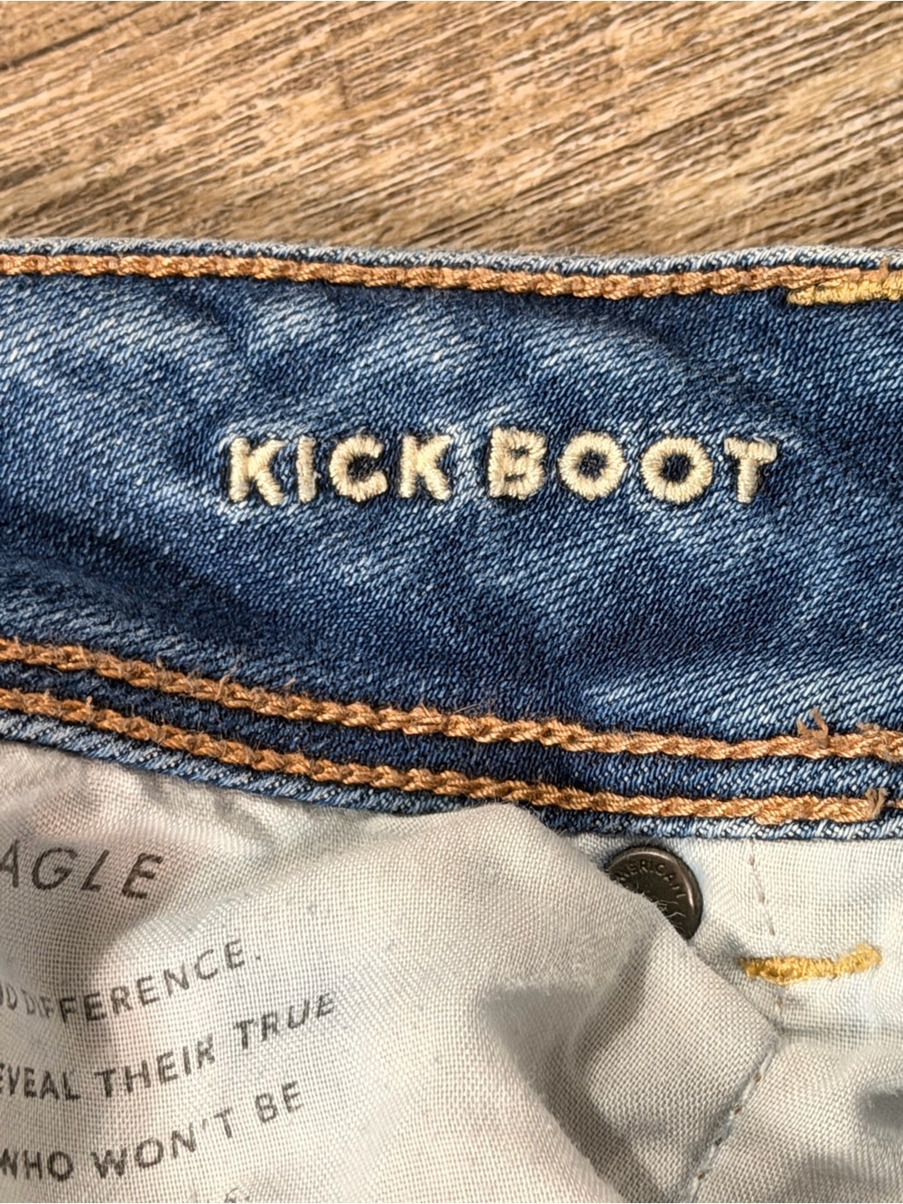 American Eagle Outfitters Women's Kick Boot Jeans - Picture 5 of 6